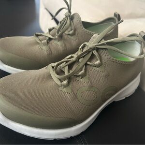 OOFOS Olive Athletic Shoes